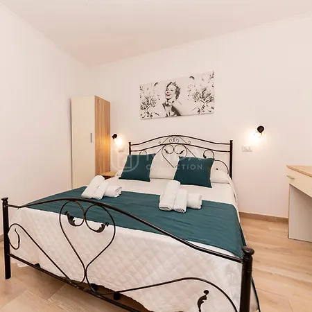 Lory's House Gasthof 3*