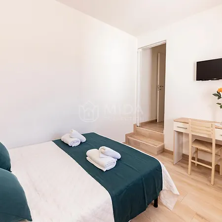 Pensjonat Lory's House 4*